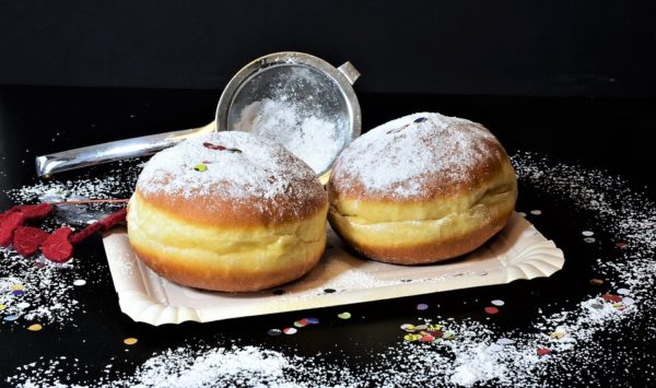 DDR-Rezept: Berliner Pfannkuchen -Köstlichkeiten aus der Vergangenheit