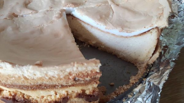 Leutewitzer Eierschecke: Traditioneller Käsekuchen aus Sachsen