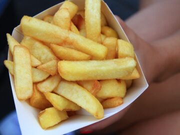 Pommes frites - Gebackene Kartoffelstäbchen