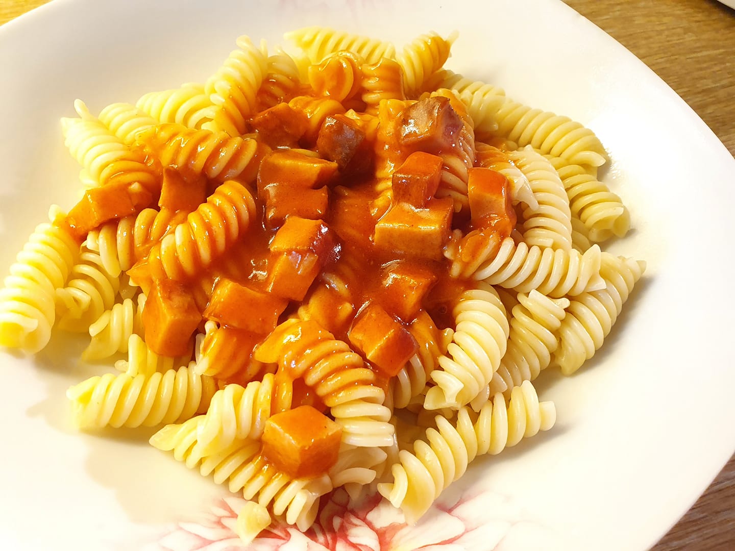 Nudeln mit Tomatensoße nach DDR Rezept