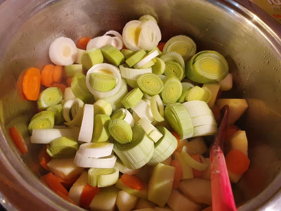 Nierenragout mit Gemüse und Kartoffeln