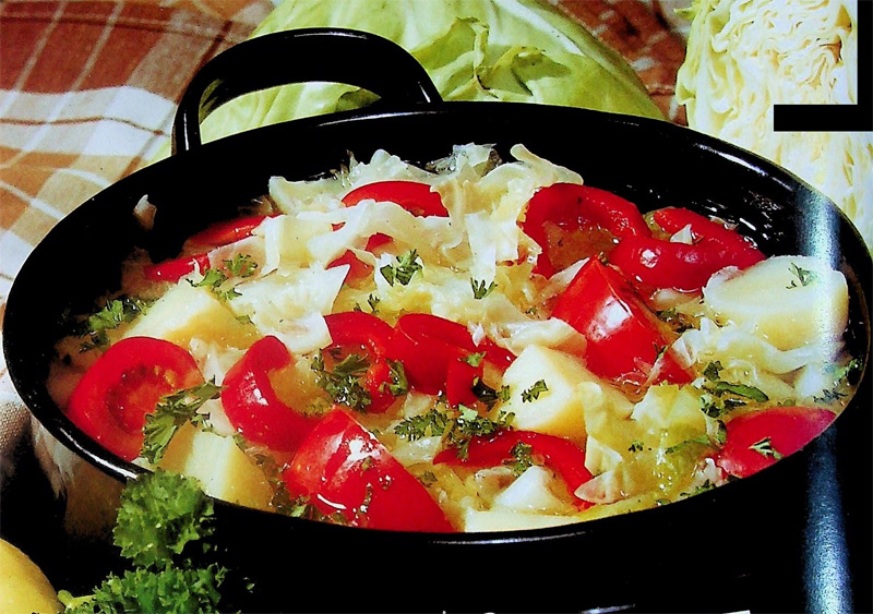 Bunter Weißkohltopf